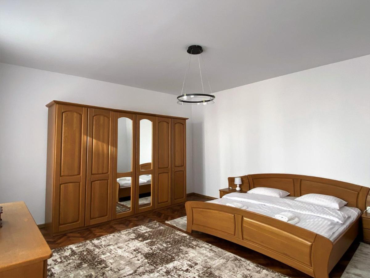 Ely'S Place Sibiu Exterior photo