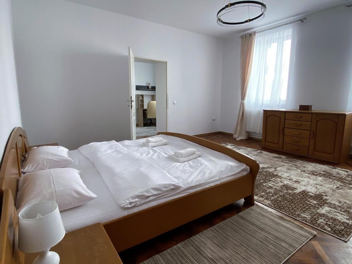 Ely'S Place Sibiu Exterior photo